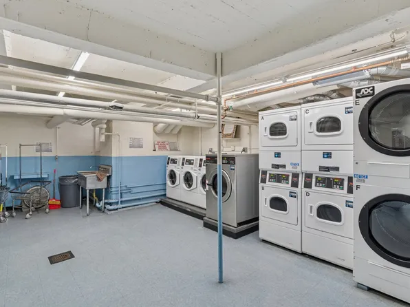 2835 Bedford Avenue image 14 of 15