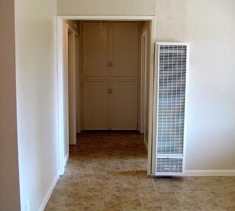 5th image of 1638 N Elm Street