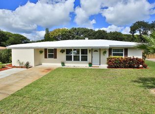 814 E 15th Ave, New Smyrna Beach, FL 32169