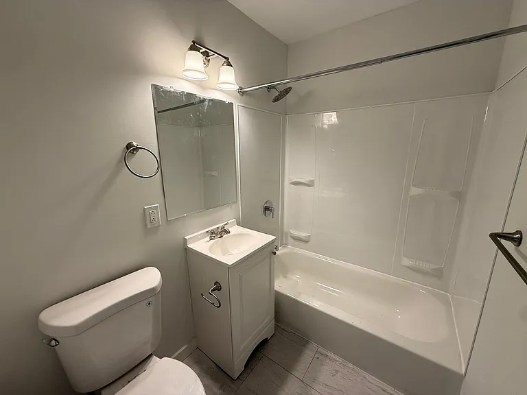 5821 Field Pl NE — Photo 9