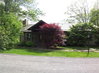 7461 Falcon Ridge Rd, Lenoir, NC 28645