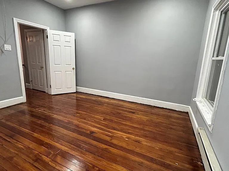4111 Paul St — Photo 8