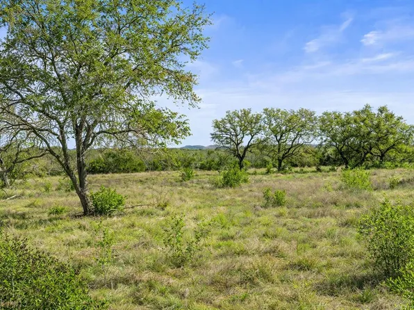 0 Oak Ln, Johnson City, TX 78636