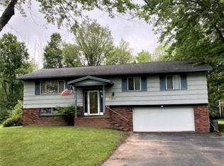 14 Allandale Dr, Rochester, NY 14624