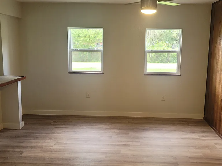 1023 Shady Acres Ln — Photo 22