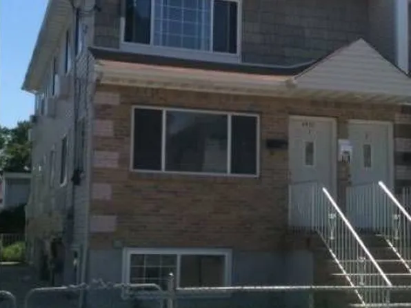 69-35 Almeda Ave, Arverne, NY 11692