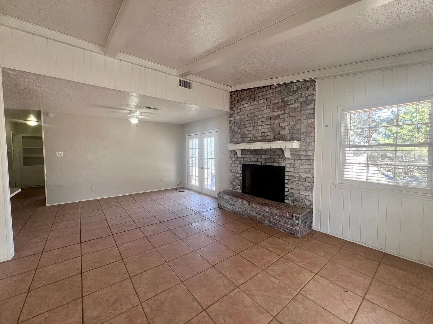 PM2 - 1310 65th Drive — Photo 4