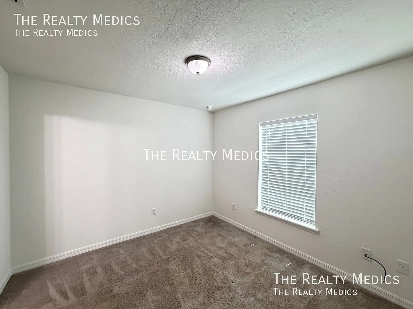 Awesome 3 BD/2BA Home in Beautiful Ocala — Photo 3