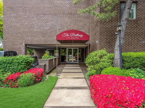 171 S Middle Neck Road #1D, Great Neck, NY 11021