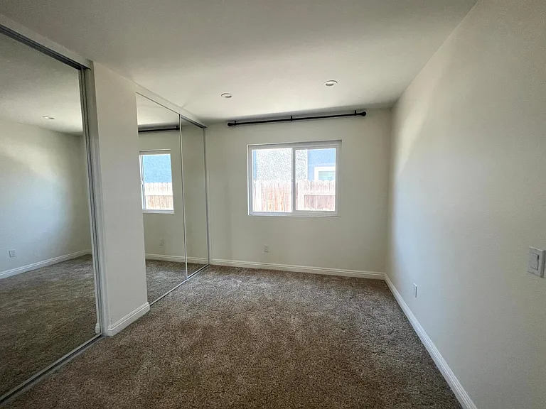 2770 Rippling Brook Pl — Photo 8