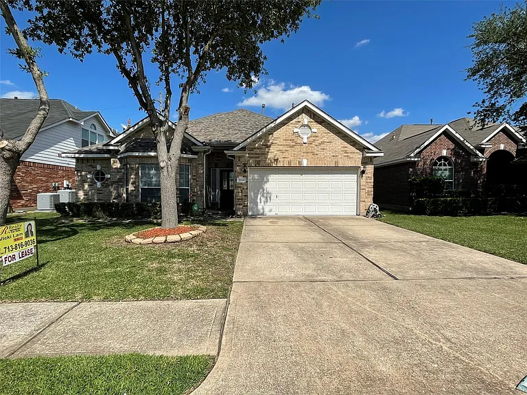 5934 Heathmoor Ln — Photo 2