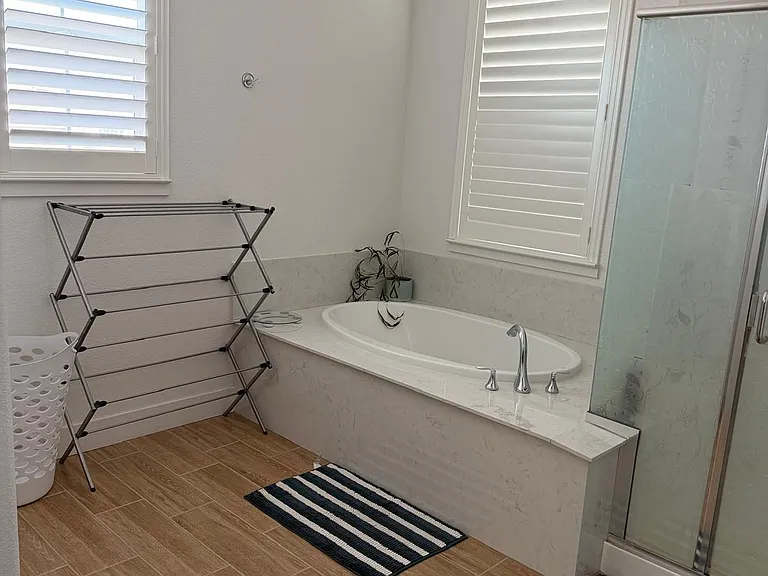 59 E Vince St — Photo 18