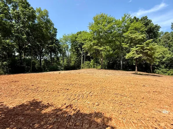 561 New Providence Rd, Tellico Plains, TN 37385