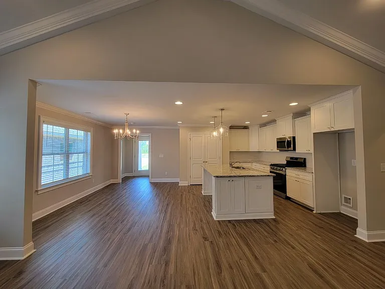 133 Abbington Blvd — Photo 7