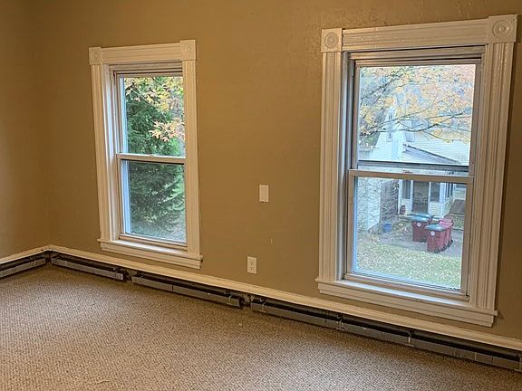 4th image of 5 Southwick St Floor 2