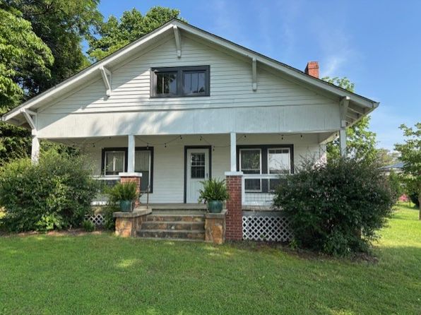 80 Bell St