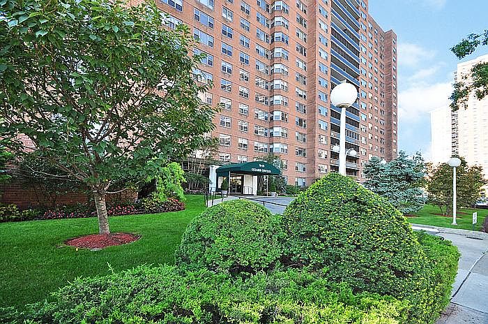 1st image of 7025 Yellowstone Blvd #25C
