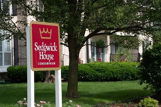 1st image of 820 Lincolnway W APT 310