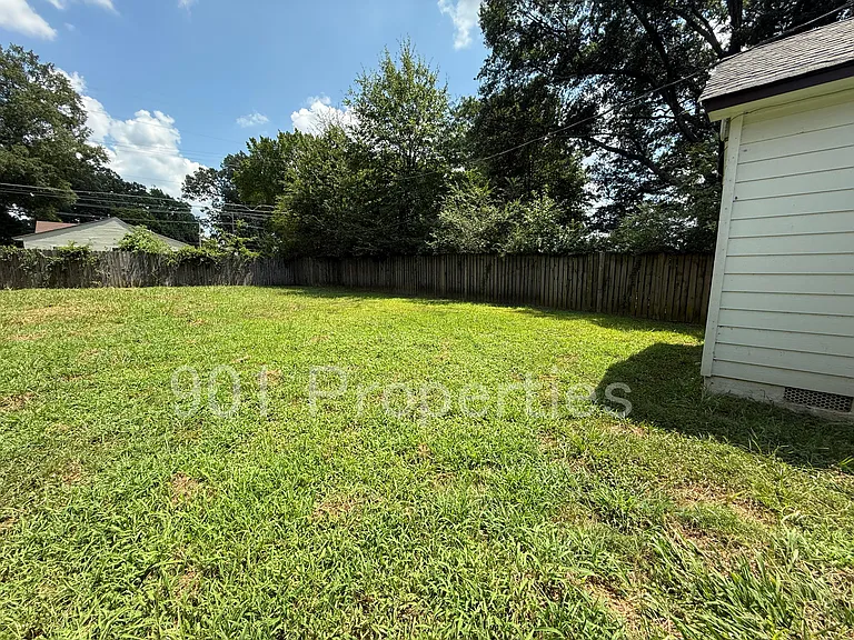 1096 McEvers Rd — Photo 17