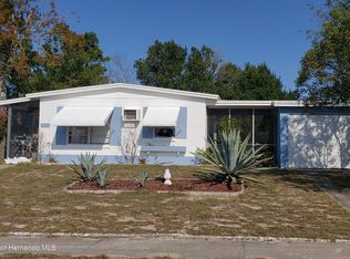 7025 Holiday Dr, Spring Hill, FL 34606