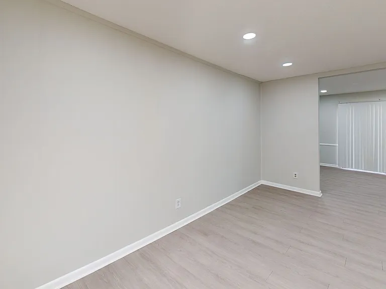 Crystal Grove Townhomes LLC — Photo 20