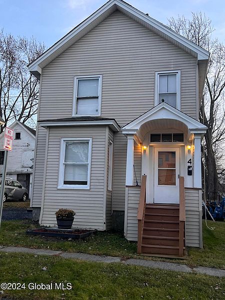 2nd image of 4 Gilbert Street