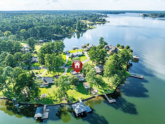 5th image of 113 Island View Dr NE