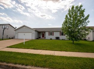 1405 White Horse Trl, Metamora, IL 61548