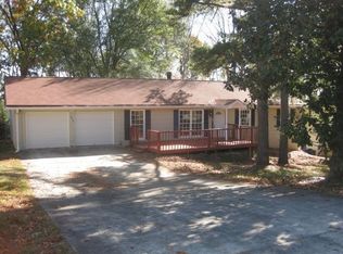 4038 Carter Dr, Lilburn, GA 30047