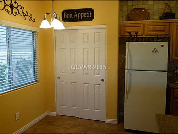 3rd image of 8785 Traveling Breeze Ave