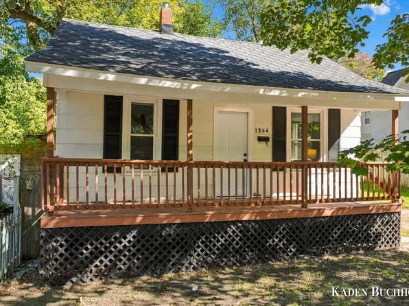 1344 Maude Ave NE, Grand Rapids, MI 49505