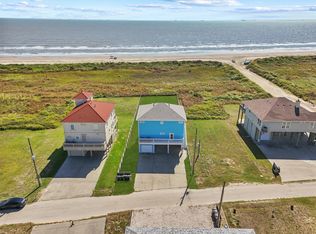 112 Ocean Shores Dr, Crystal Beach, TX 77650