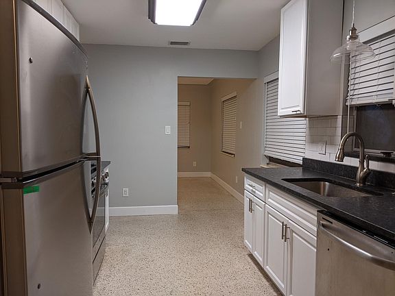 5th image of 735 30th Ave N