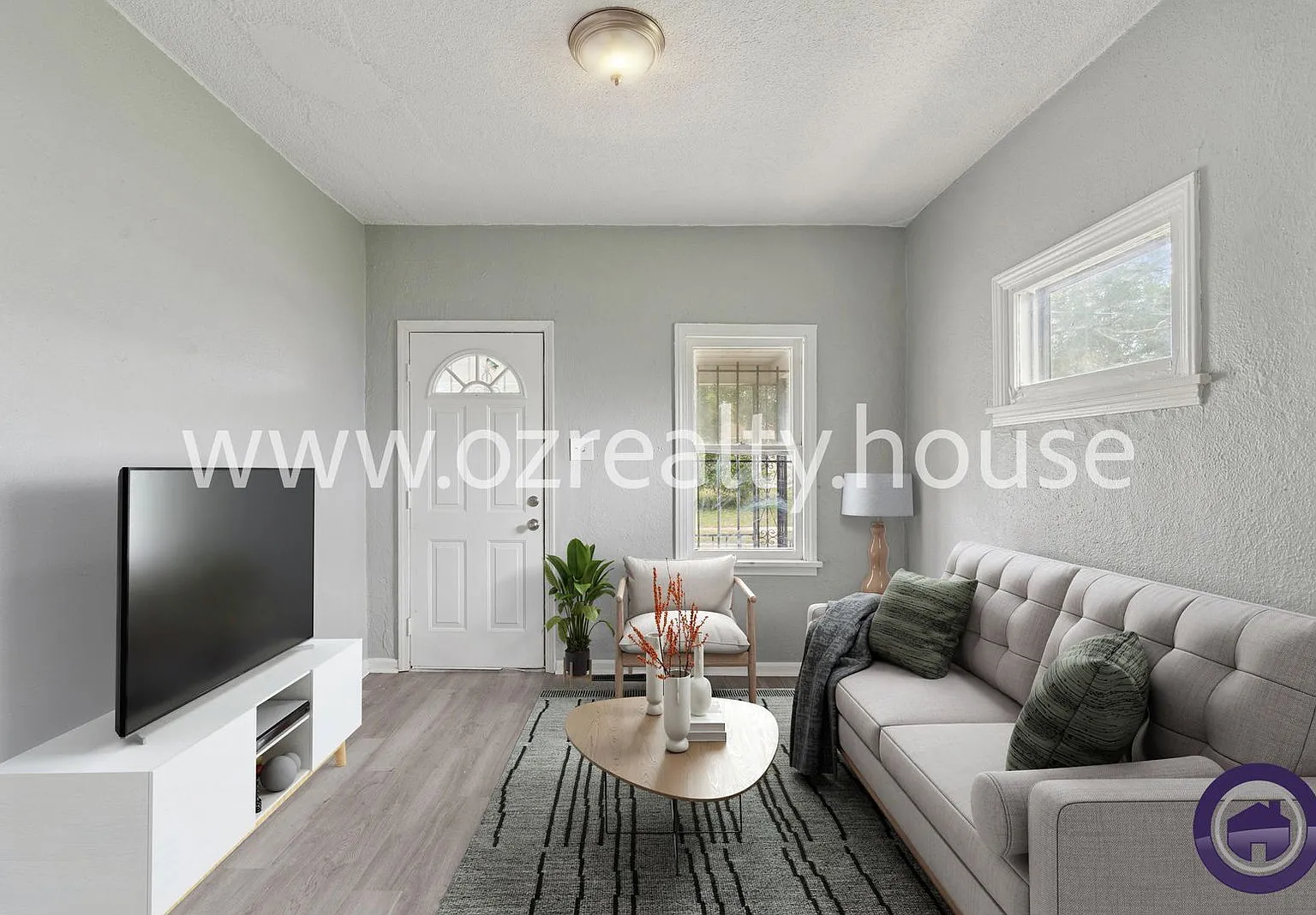 2 bed, 1.0 bath, 640 sqft, $895 — Photo 2