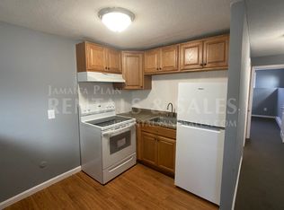 15 Pinedale Rd APT 4, Roslindale, MA 02131