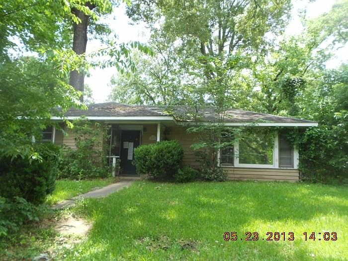 1st image of 1804 Parkview Dr