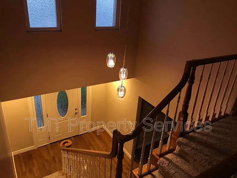 485 Meadowbrook Dr — Photo 15