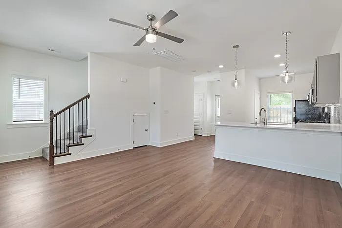 105 Huntley Dr — Photo 6