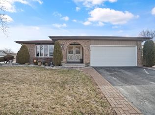 20101 Redwood Ave, Lynwood, IL 60411