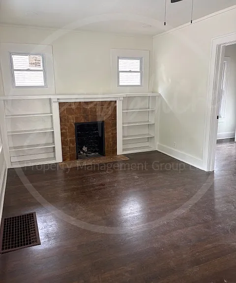 1508 E 49th Ter — Photo 3