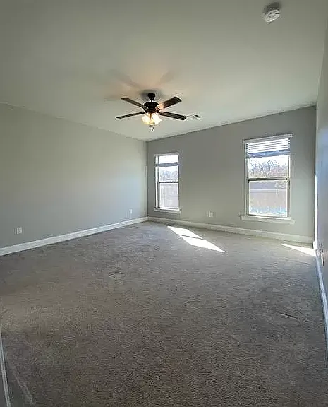 125 Lake Breeze Dr — Photo 14