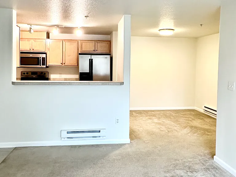 NW 185th Ave — Photo 10