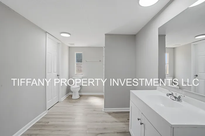 1113 Remington Dr — Photo 15