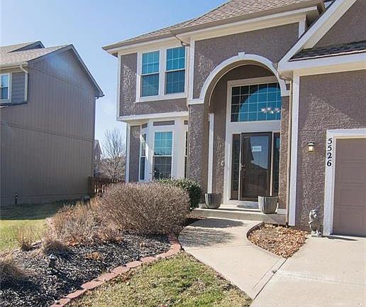 2nd image of 5526 Hilltop Dr