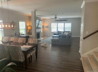 1003 Angelica Ln, Tega Cay, SC 29708