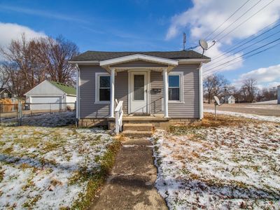 2512 S Walnut St, Yorktown, IN, 47396