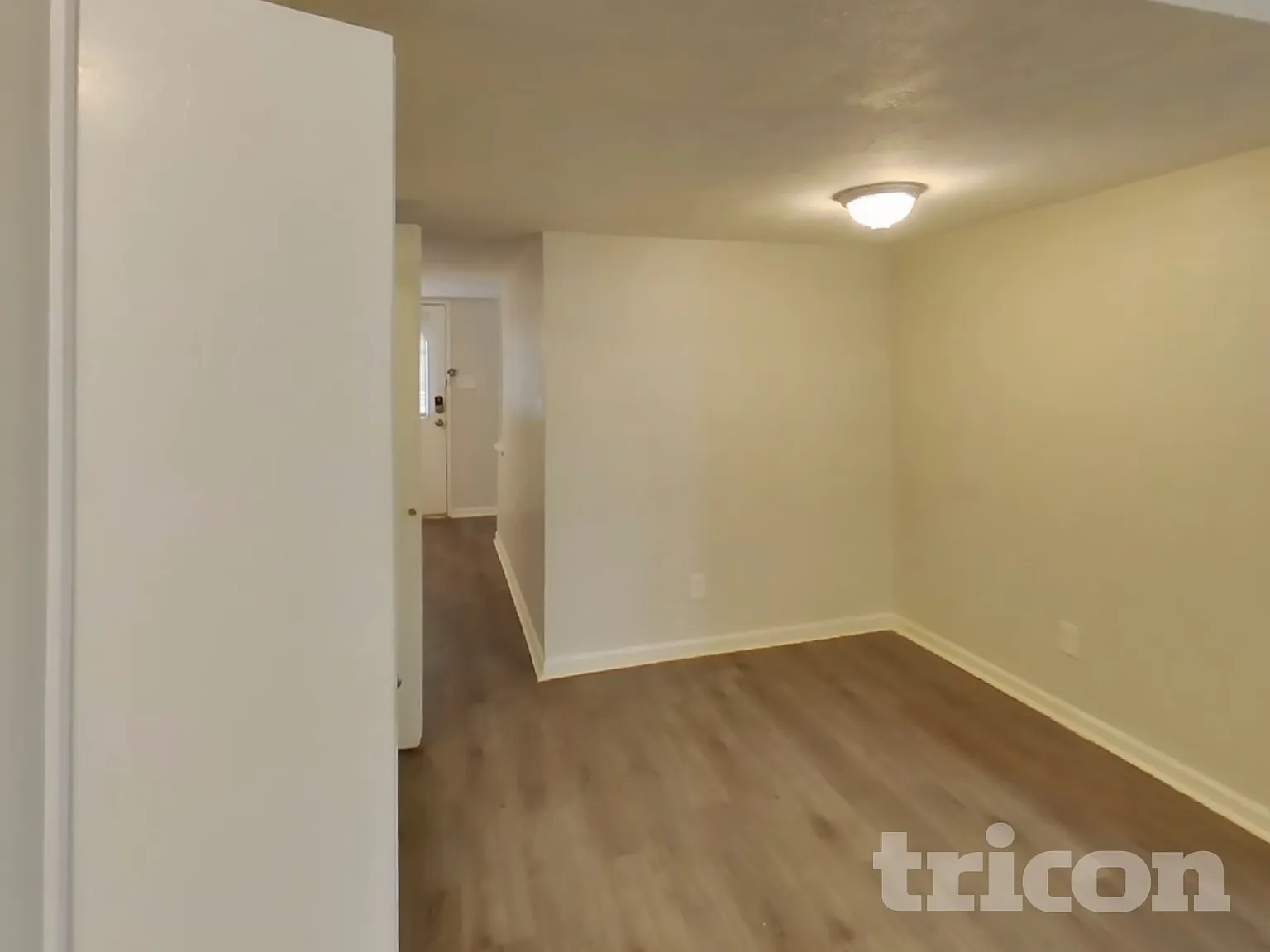 2106 Newbury Drive Arlington TX — Photo 4
