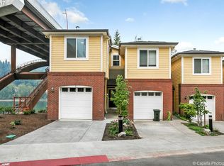 188 SE Spokane St #R-2, Portland, OR 97202