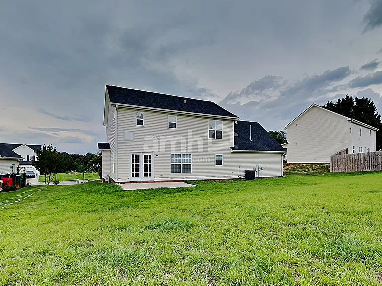 5912 Mineral Springs Ct — Photo 22