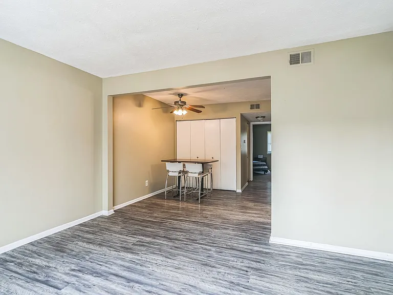 Canter Pointe — Photo 5